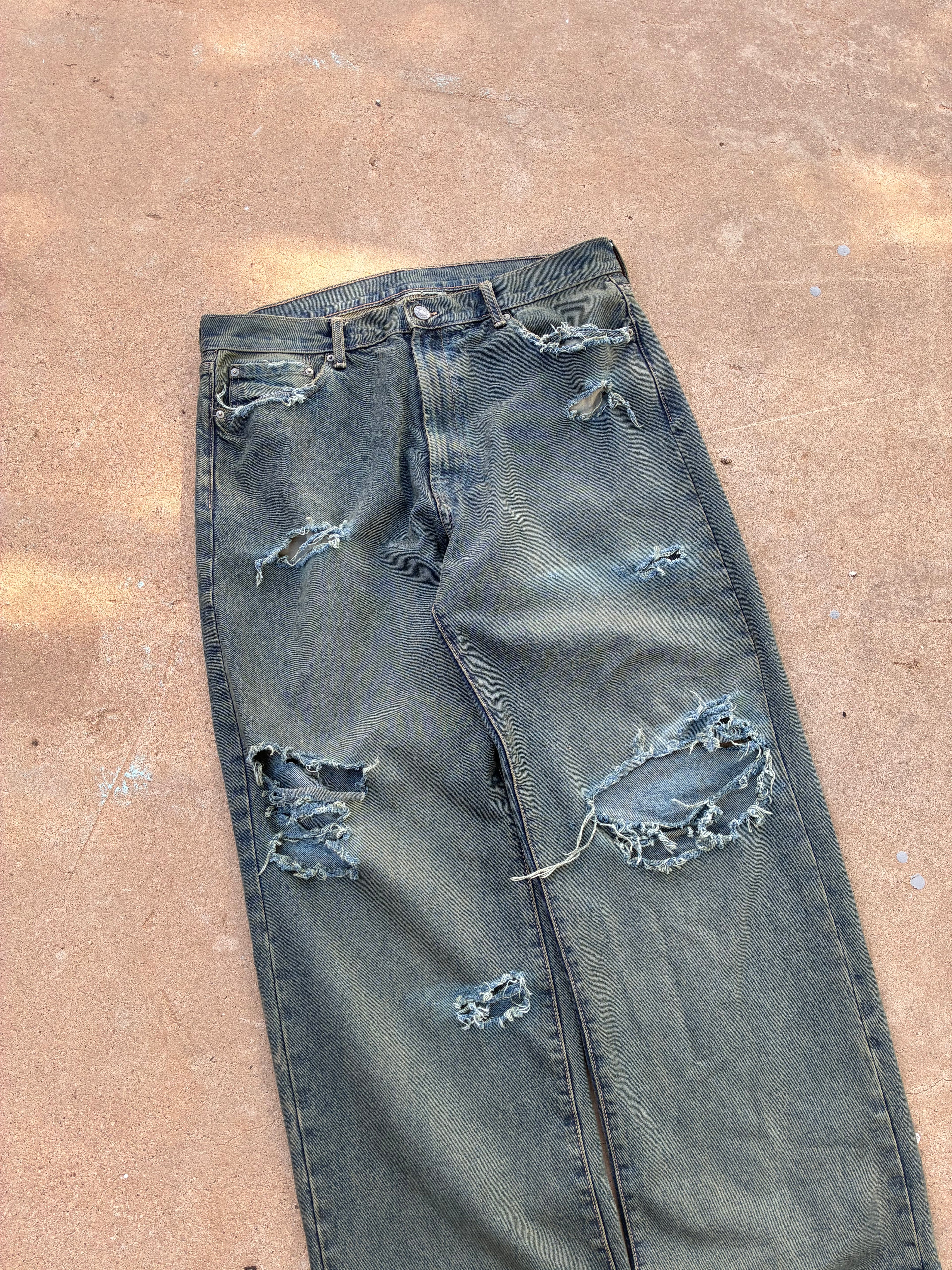 Baggy mud denim