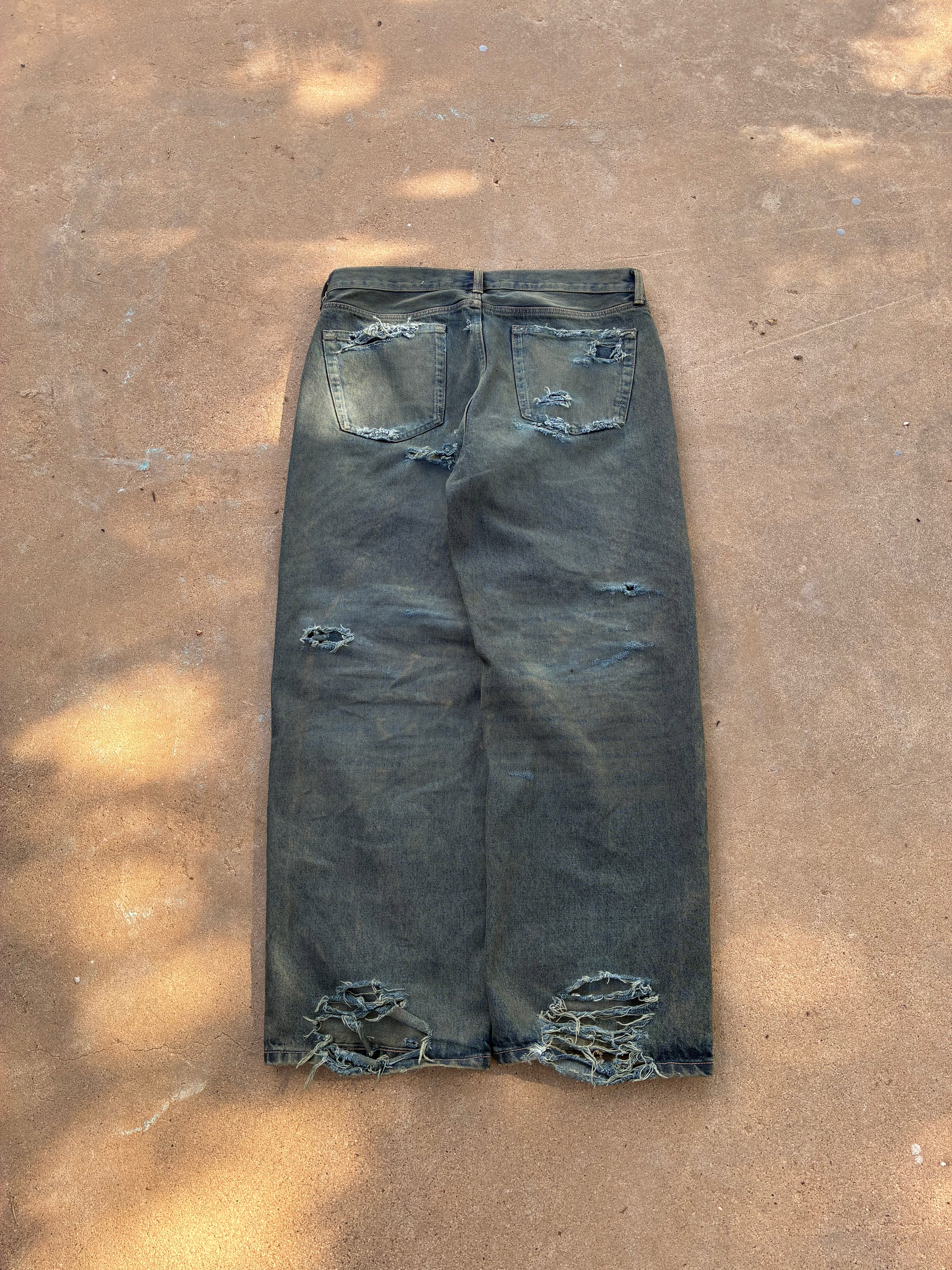 Baggy mud denim
